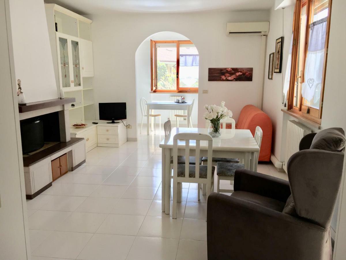 La Casa Di Lory Apartment ฟัลโกนารา มาริตติมา ภายนอก รูปภาพ
